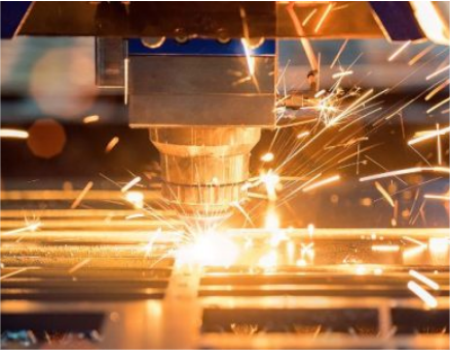 Exploring the Benefits of Laser Cutting vs. Mechanical Cutting in Manufacturing